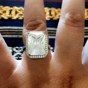 Size 8 silver ring⚠️2 for 20⚠️